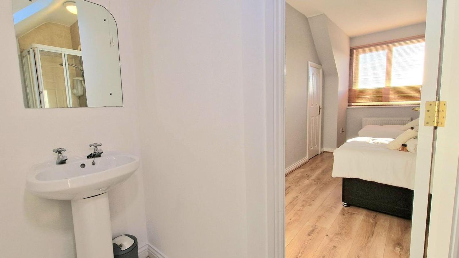 Cosy 3 Bedroom All Ensuites Galway Exterior foto